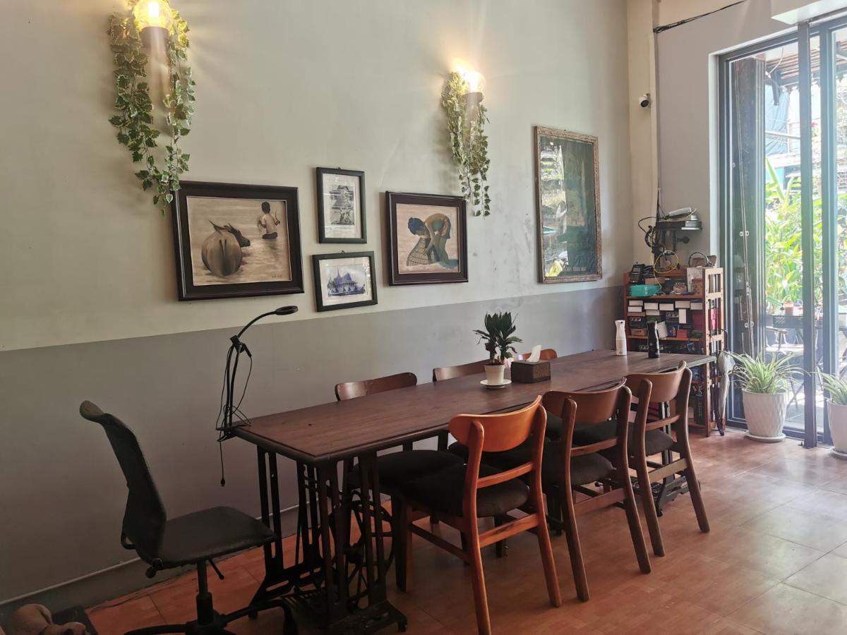 Sovanphum Guesthouse And Restaurant Phnom-Penh Buitenkant foto