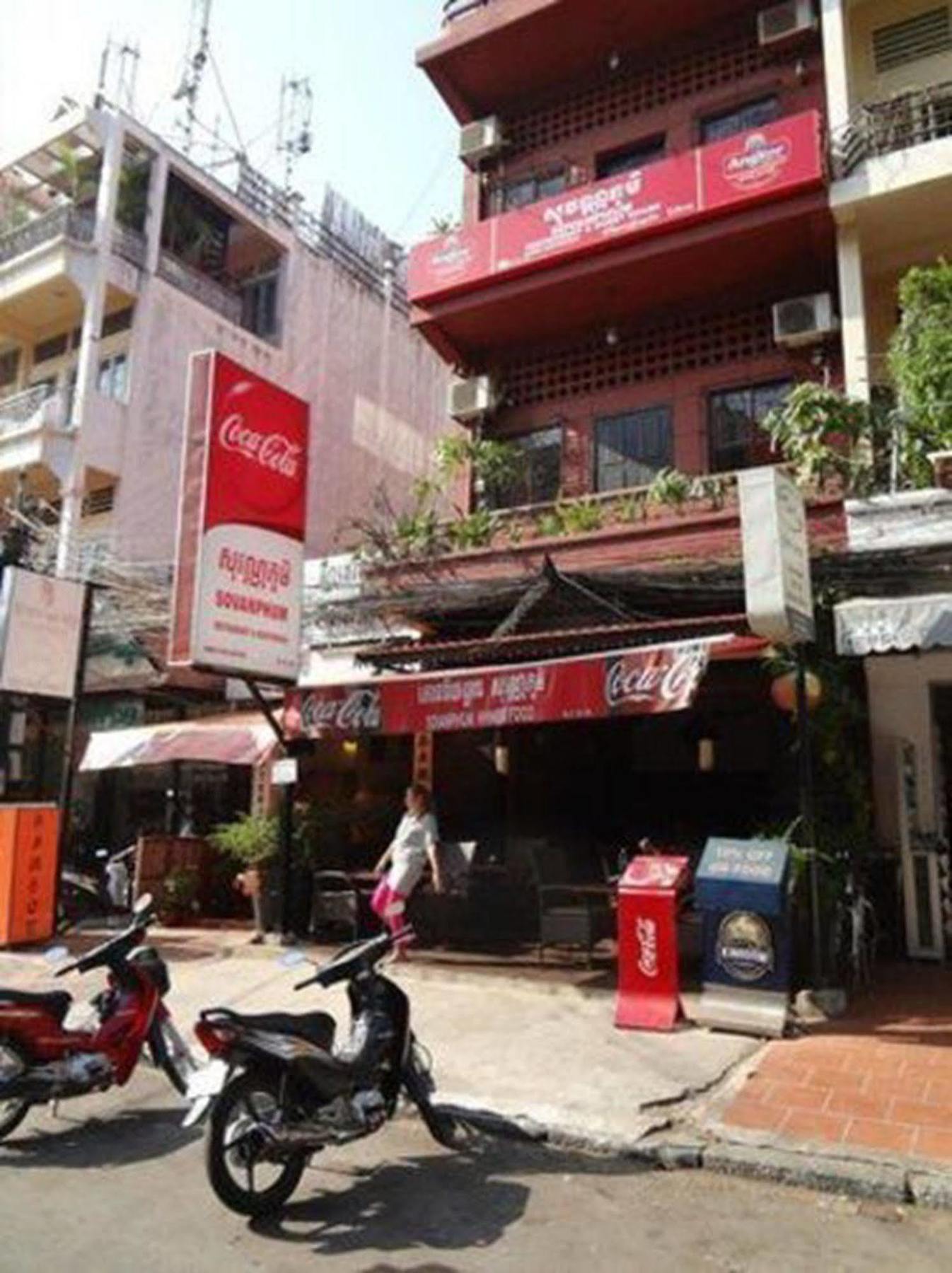 Sovanphum Guesthouse And Restaurant Phnom-Penh Buitenkant foto